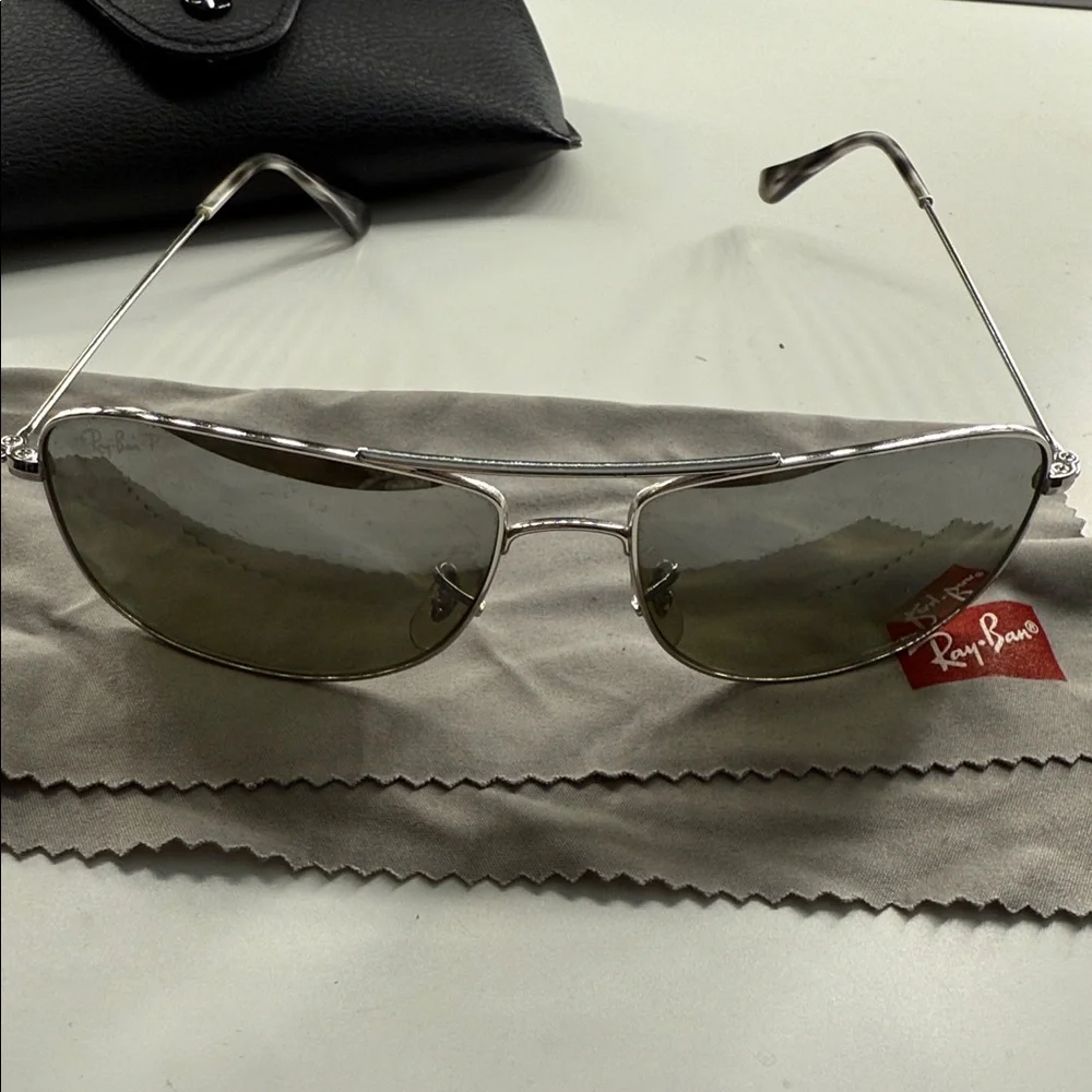 Authentic Ray-Ban Polarized Sunglasses - Picture 7 of 7